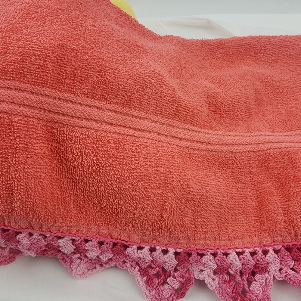 Vtg. Cannon Pink/ Coral Yellow‎ Towels Washcloths Crochet Edge Made USA 3 Extra - Picture 9 of 16